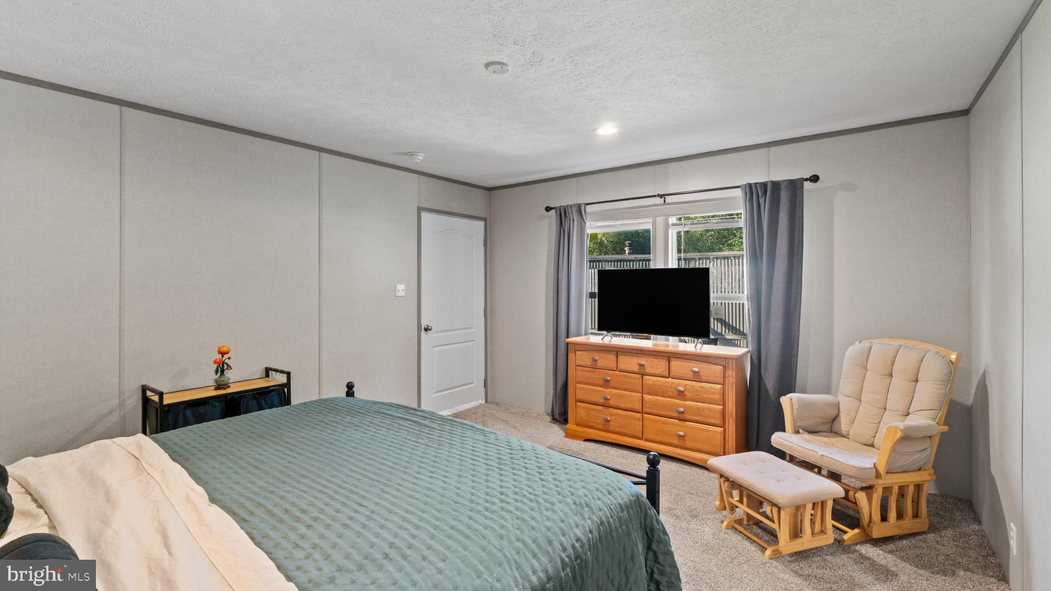 HARFORD VILLAGE - Residential