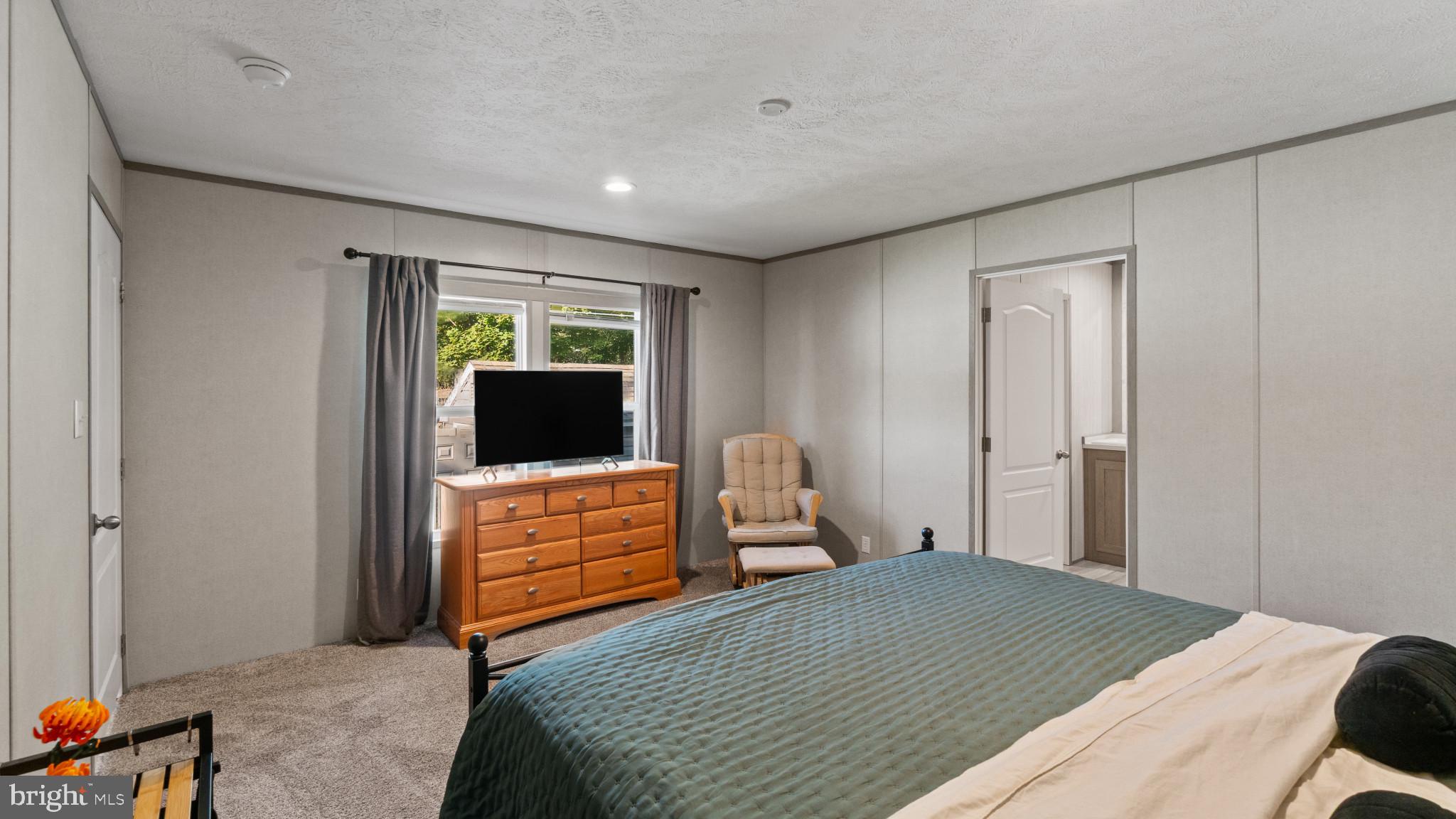 HARFORD VILLAGE - Residential