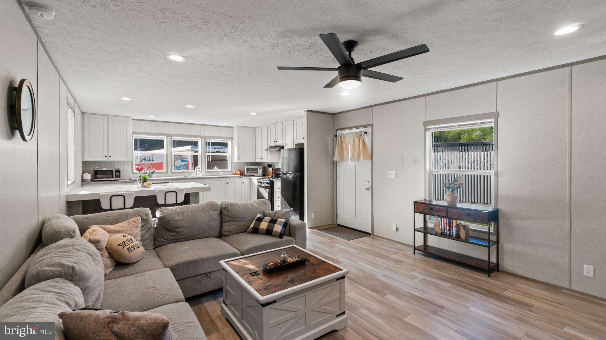 HARFORD VILLAGE - Residential