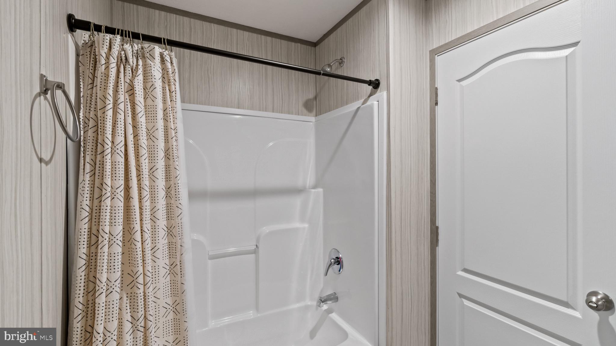 HARFORD VILLAGE - Residential