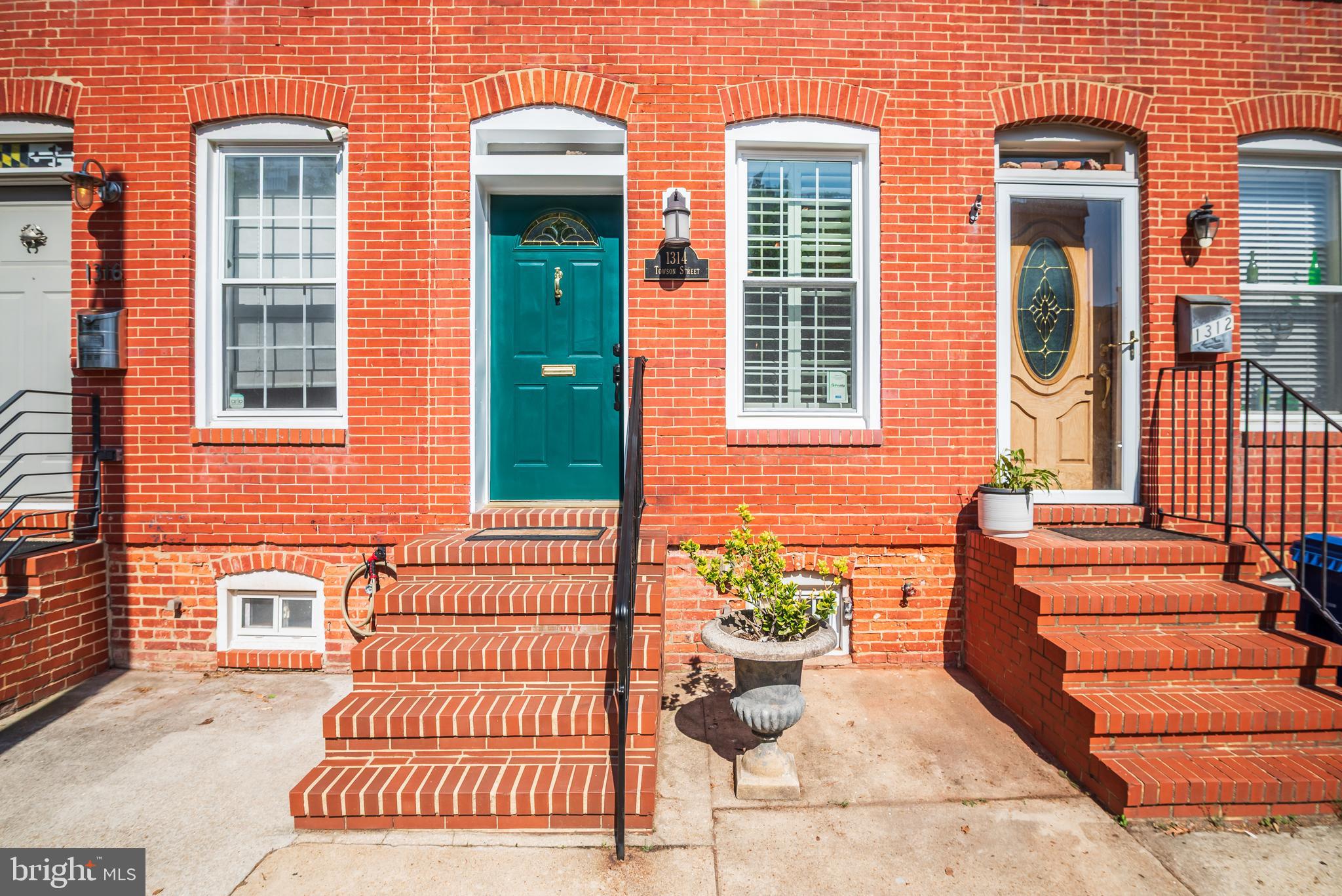 LOCUST POINT - Residential
