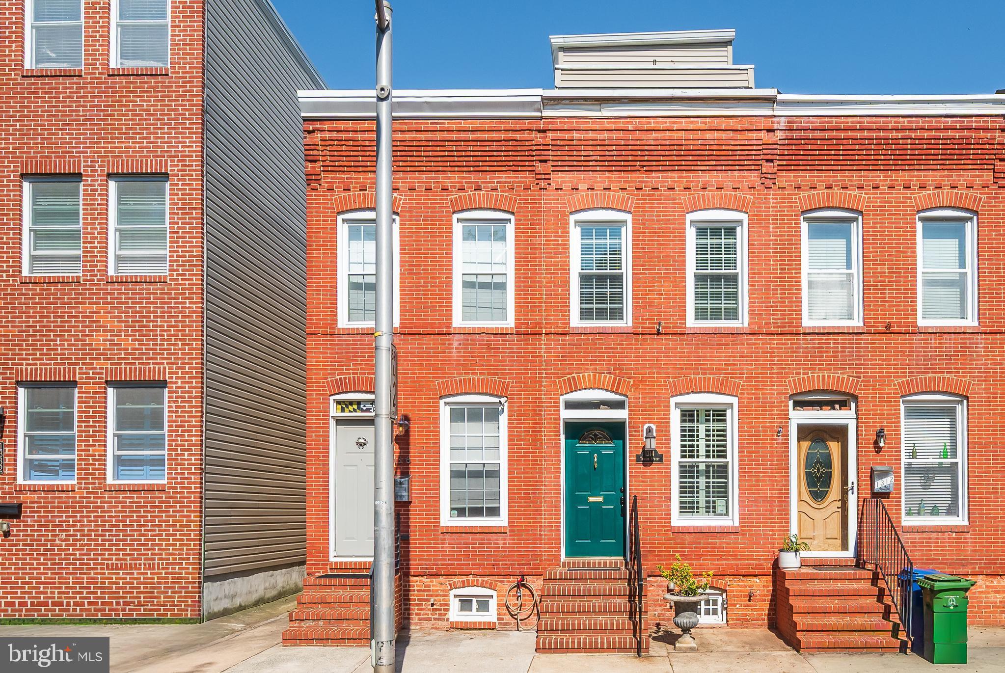 LOCUST POINT - Residential