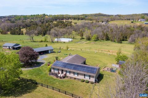 349 TODD RD MOUNT SIDNEY VA 24467