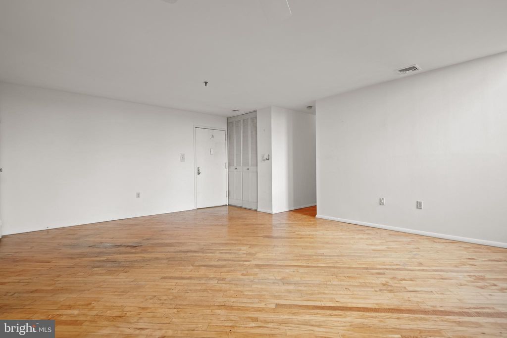 Photo of 917 COLUMBIA AVE #235, LANCASTER, PA 17603 (MLS # PALA2037150)