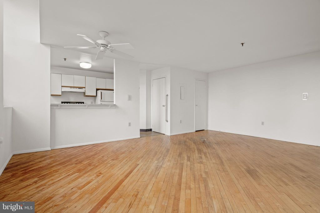 Photo of 917 COLUMBIA AVE #235, LANCASTER, PA 17603 (MLS # PALA2037150)