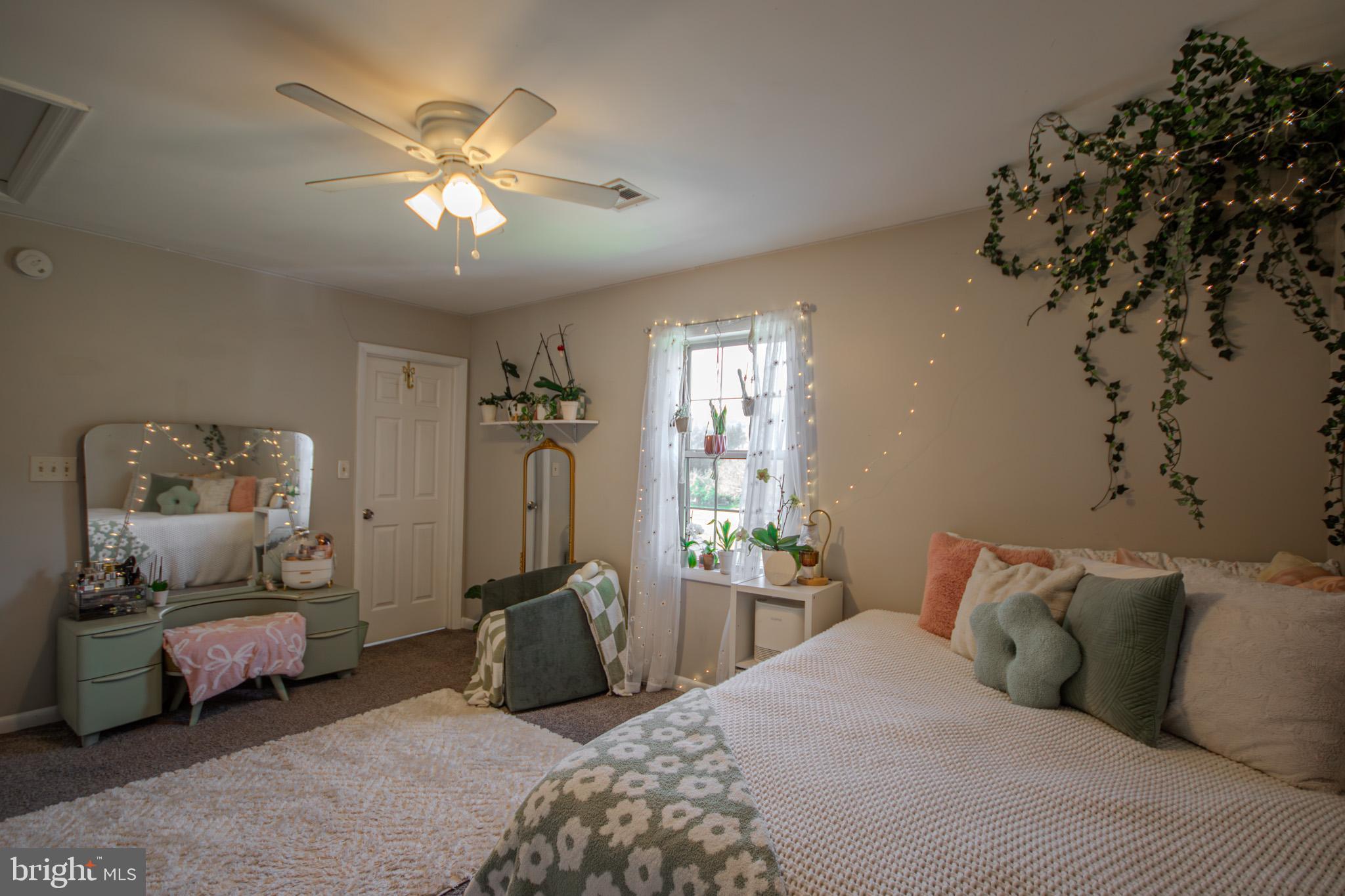 MISTY CREEK - Residential