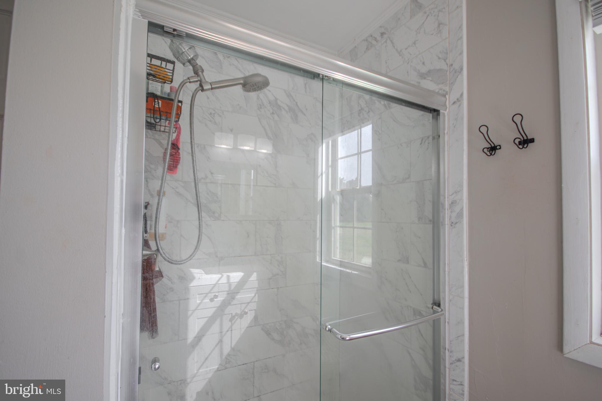 MISTY CREEK - Residential