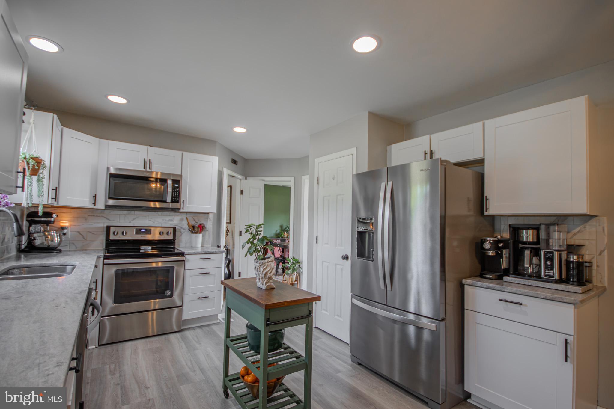 MISTY CREEK - Residential