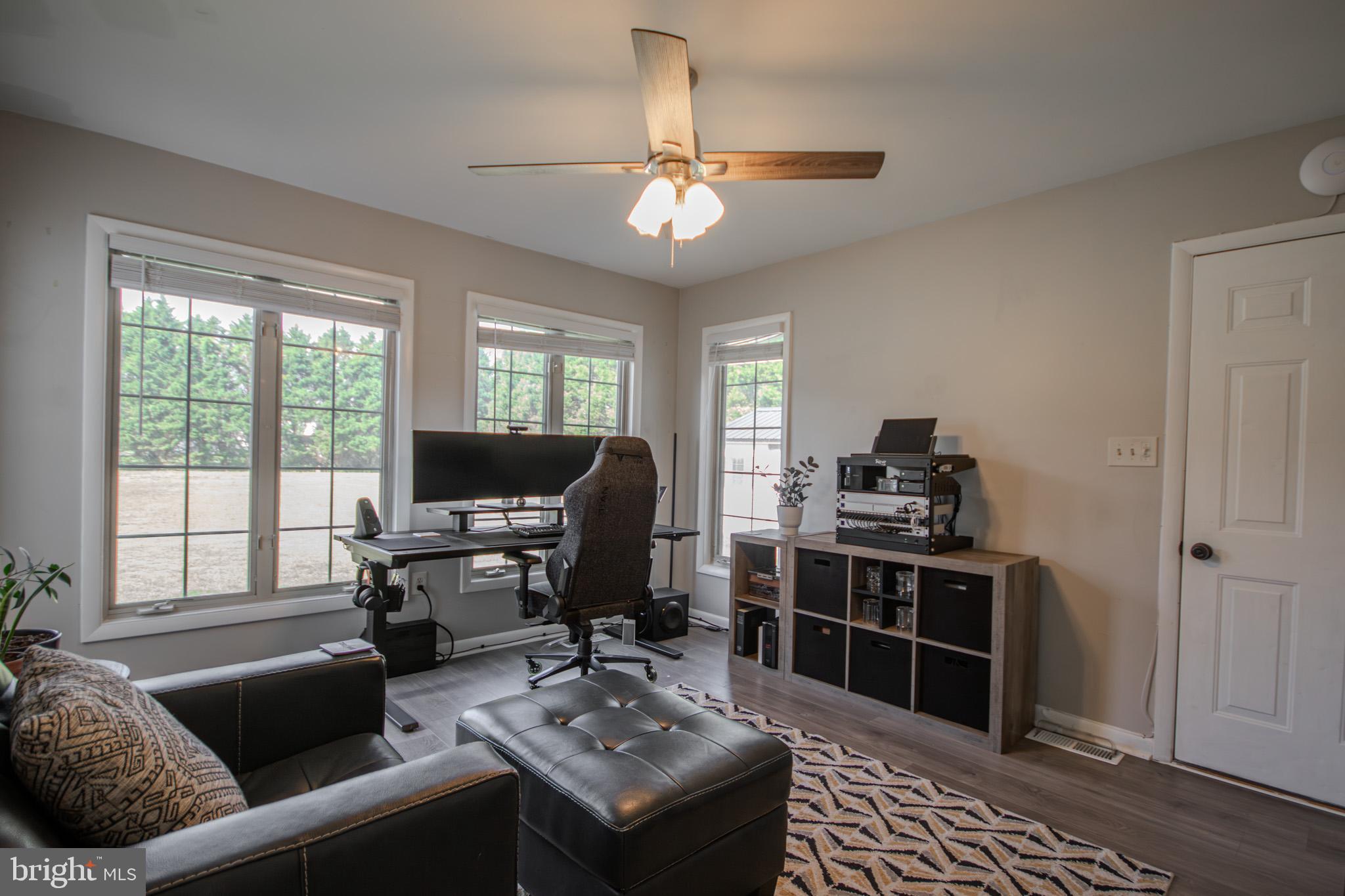 MISTY CREEK - Residential