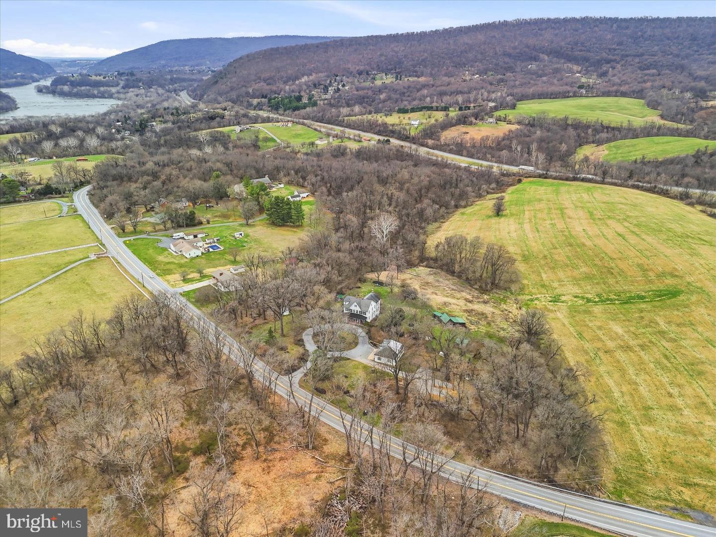 608 JEFFERSON PIKE