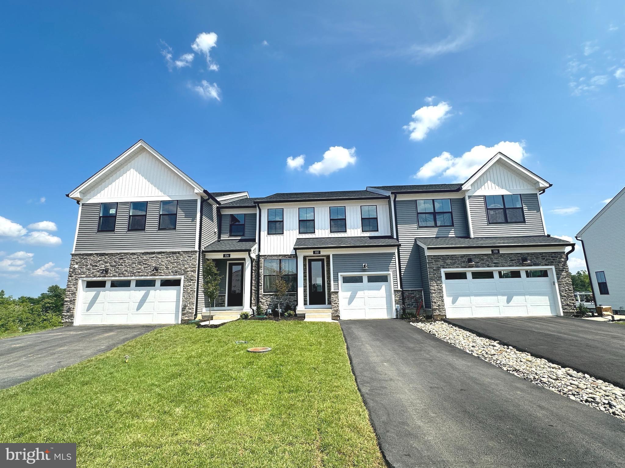 Photo 1 of 38 — 332 ASPEN WAY, KING OF PRUSSIA, PA 19406