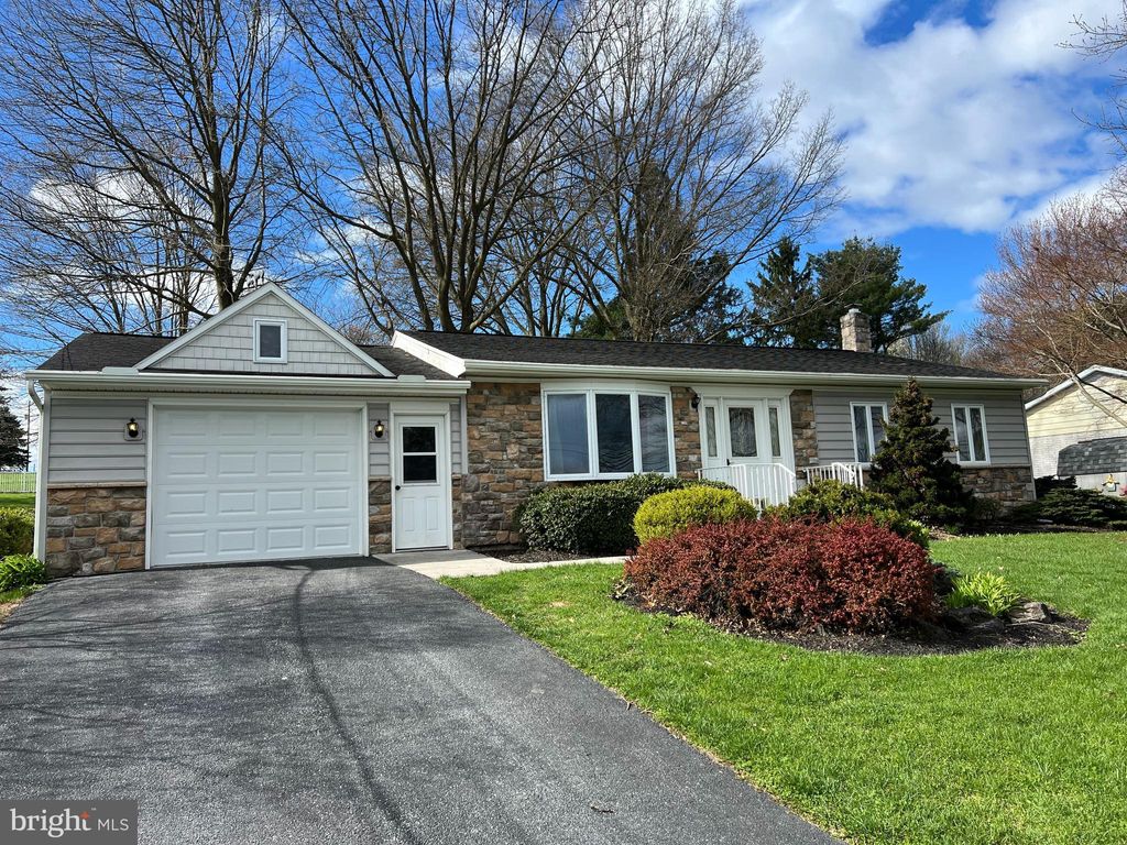 Photo of 2356 Turnpike Road, Elizabethtown, PA 17022 (MLS # PALA2049246)