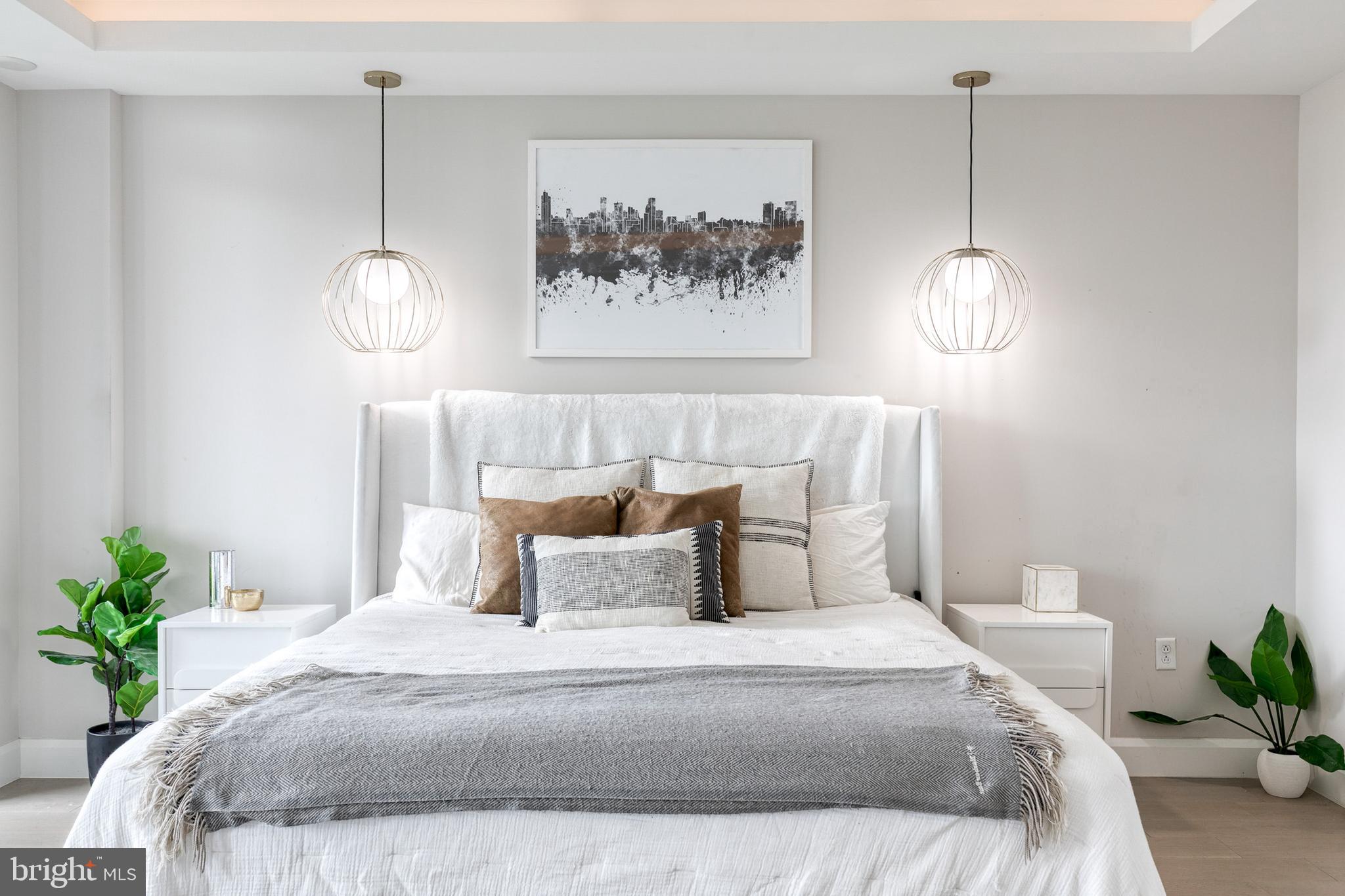 HARBOR EAST - Residential