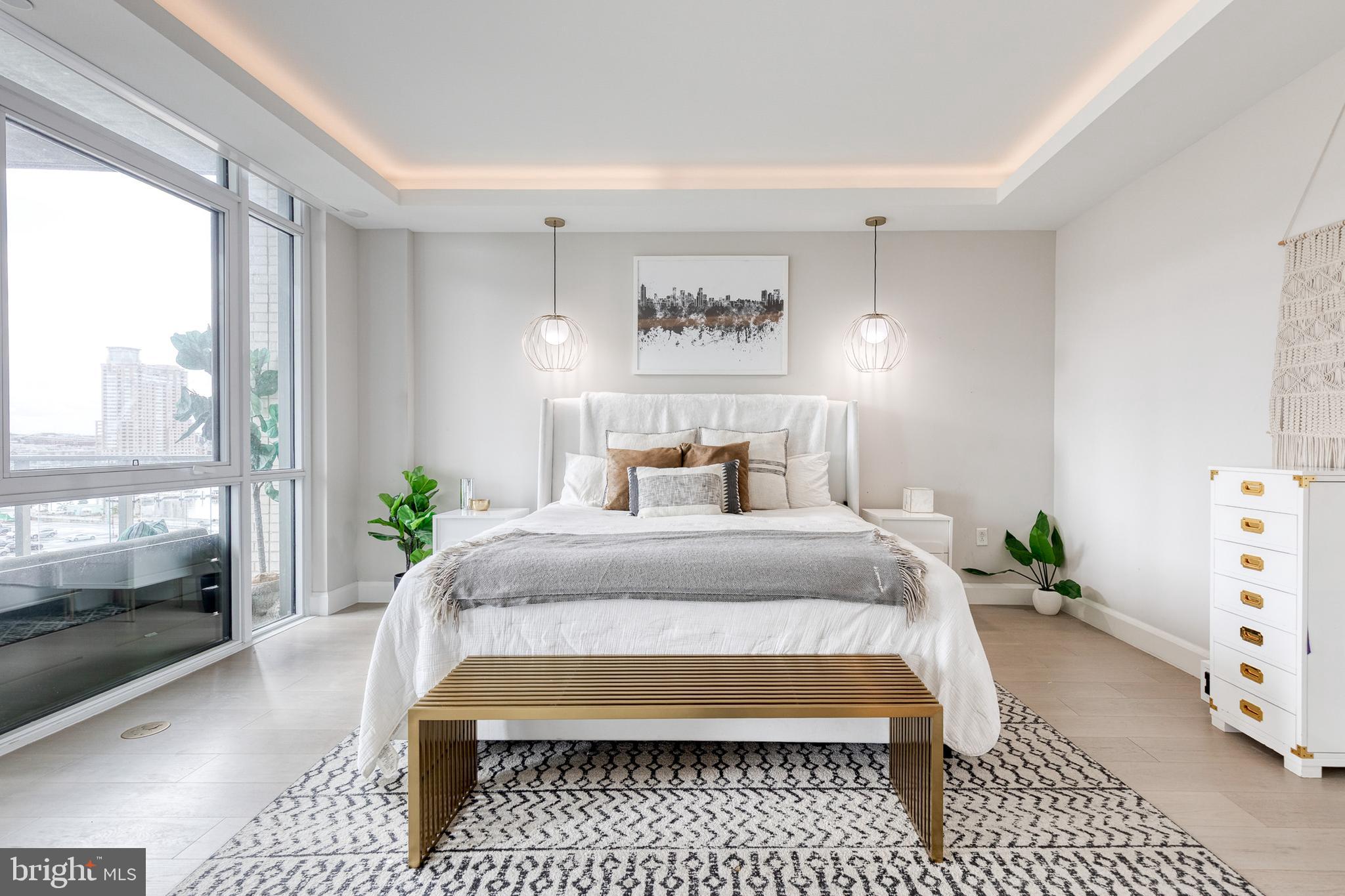 HARBOR EAST - Residential