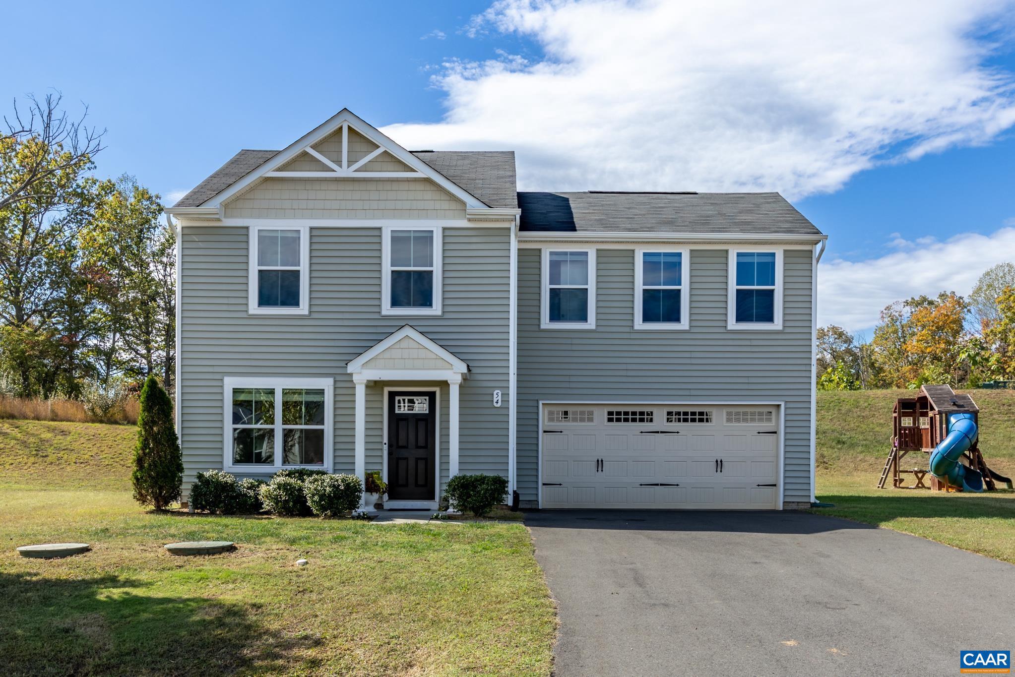 54 MANNIE CT
