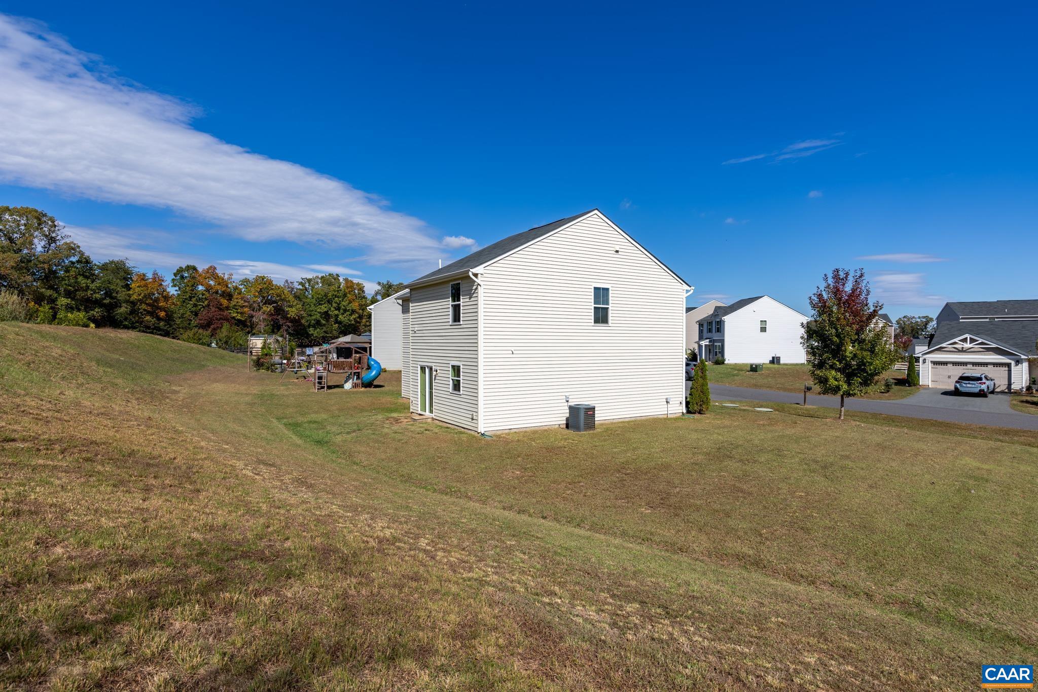 54 MANNIE CT