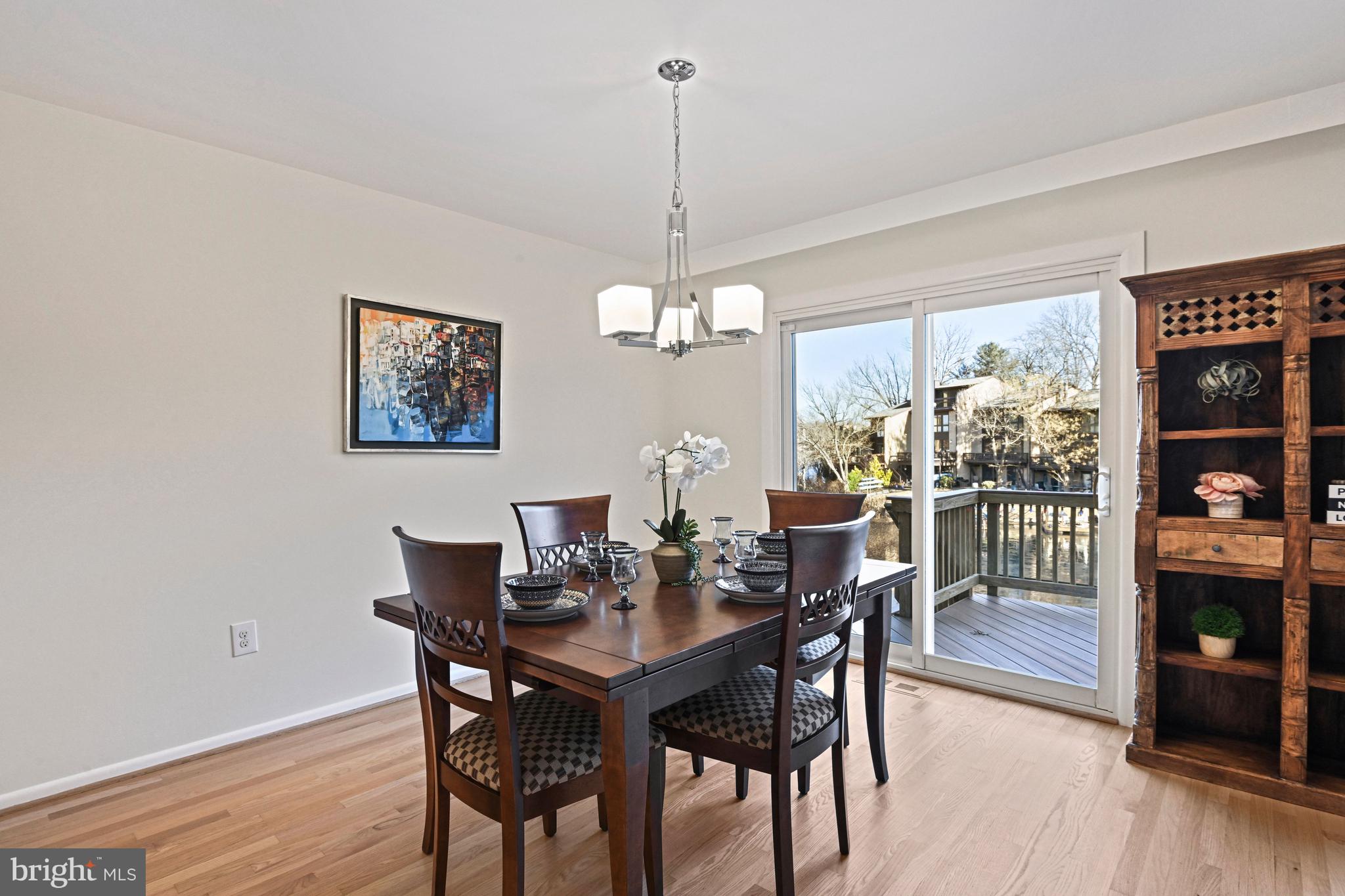 CHADDS FORD - Residential