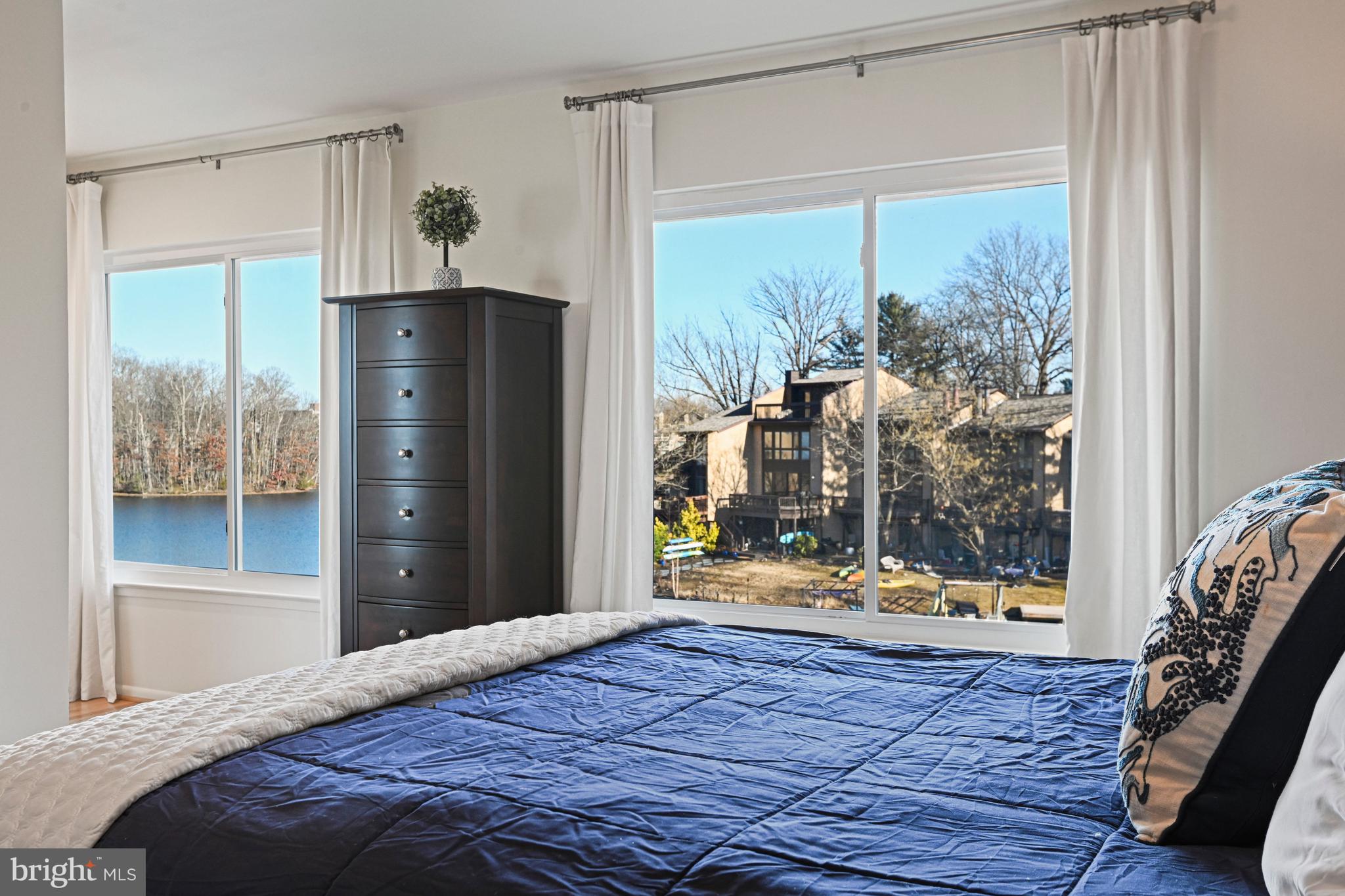 CHADDS FORD - Residential