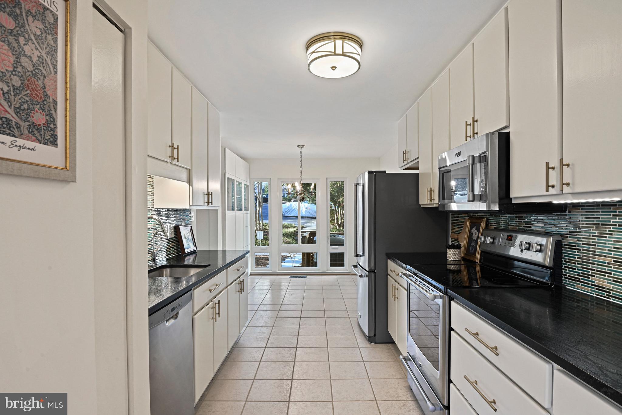 CHADDS FORD - Residential