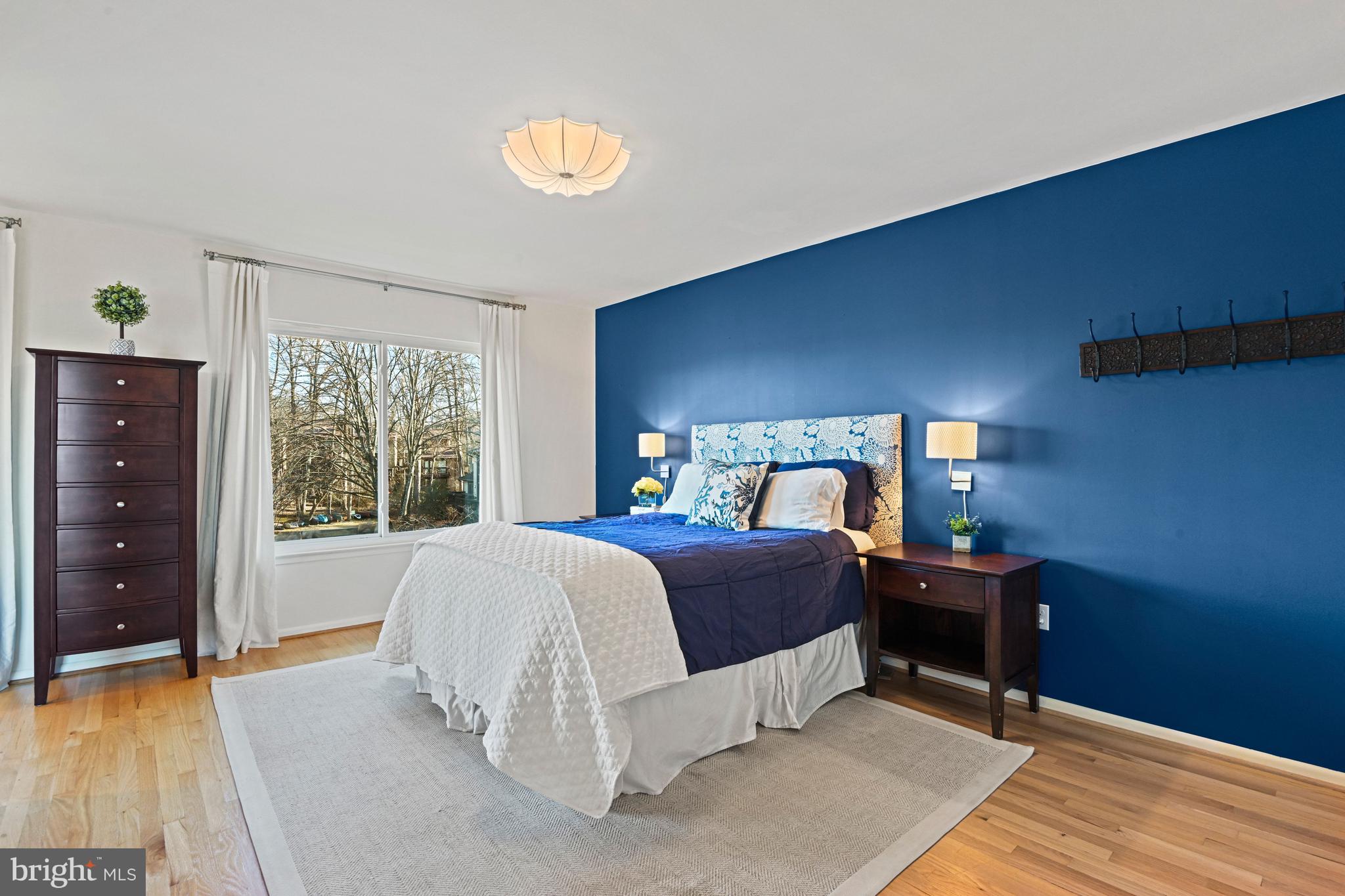 CHADDS FORD - Residential