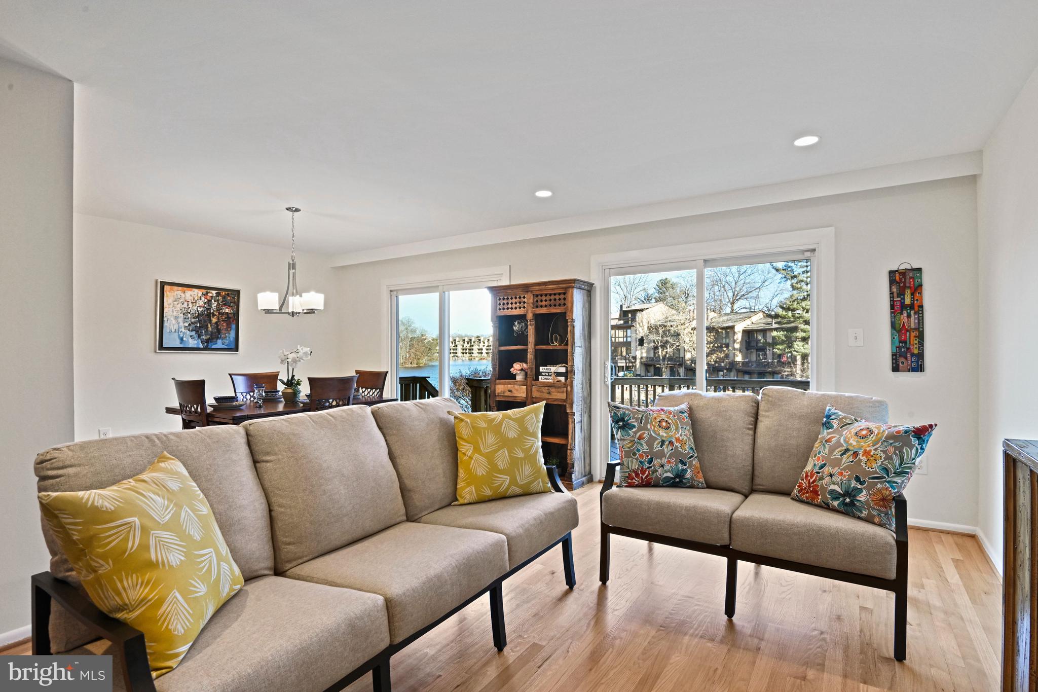 CHADDS FORD - Residential