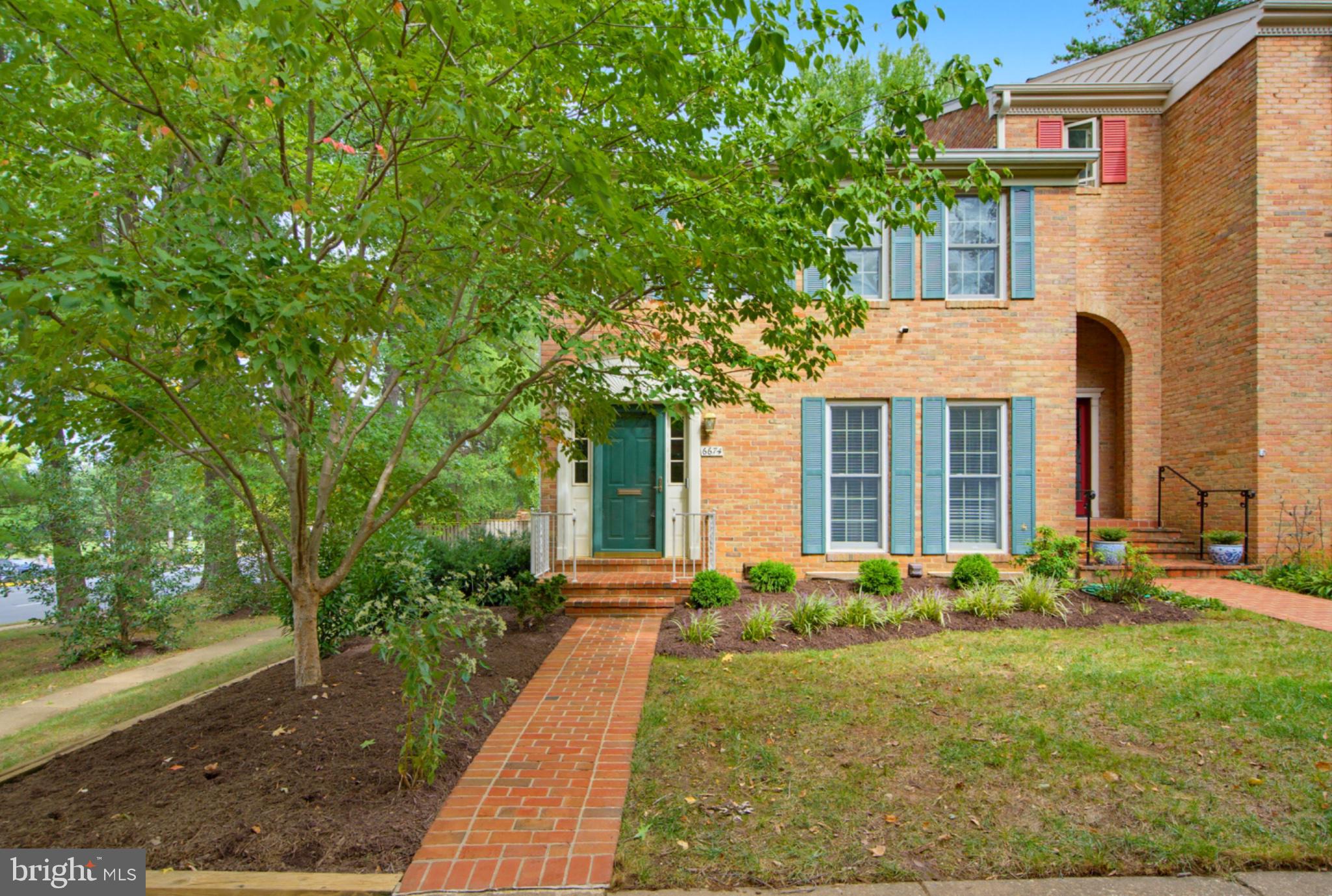 6674 MIDHILL PLACE