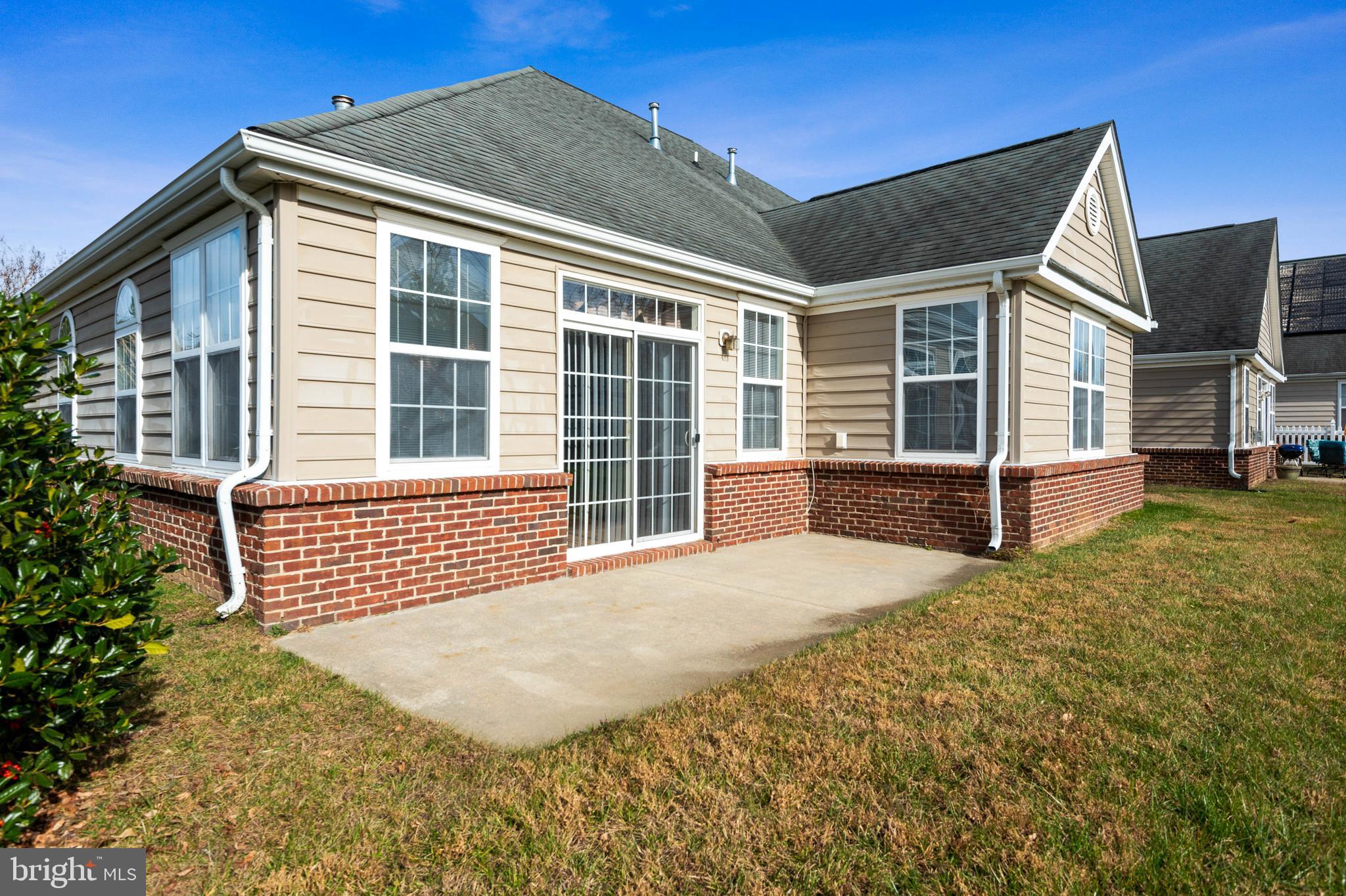 CAMERON GROVE - Residential Lease