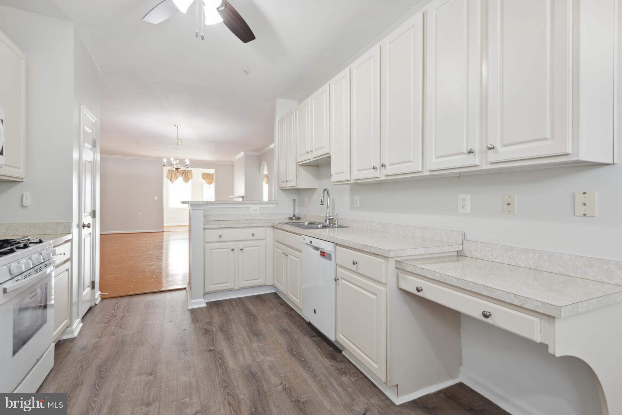 CAMERON GROVE - Residential Lease