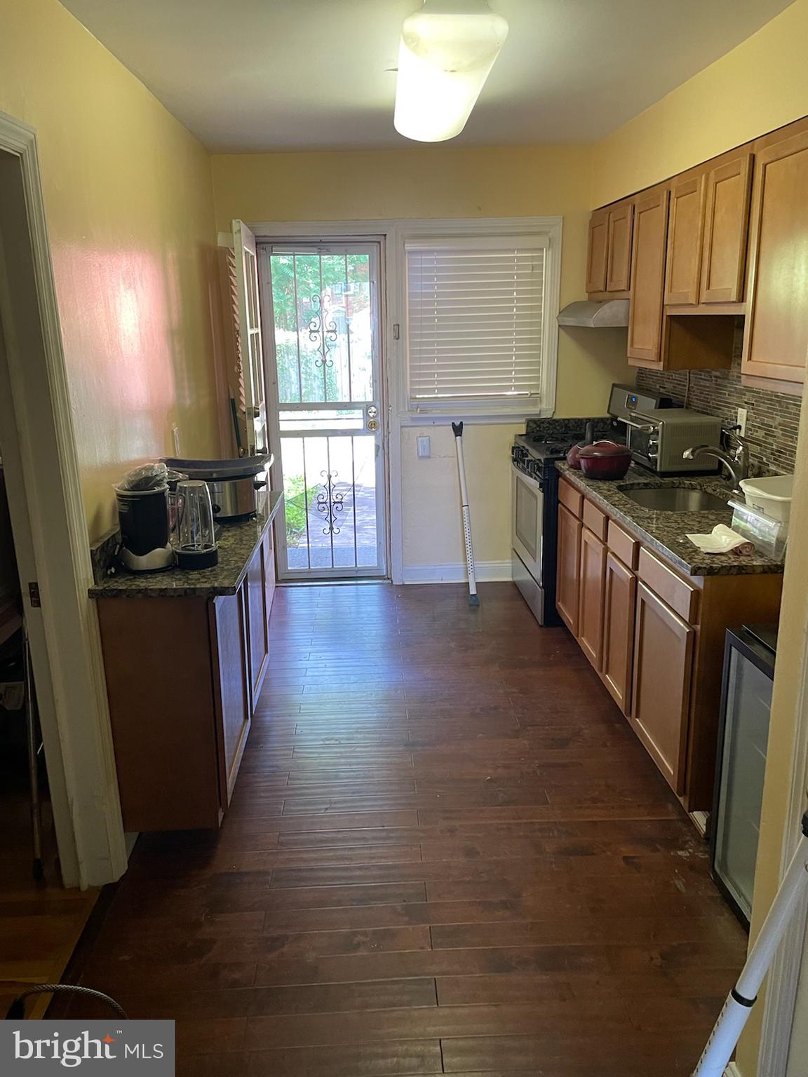 LAKE WALKER - Residential