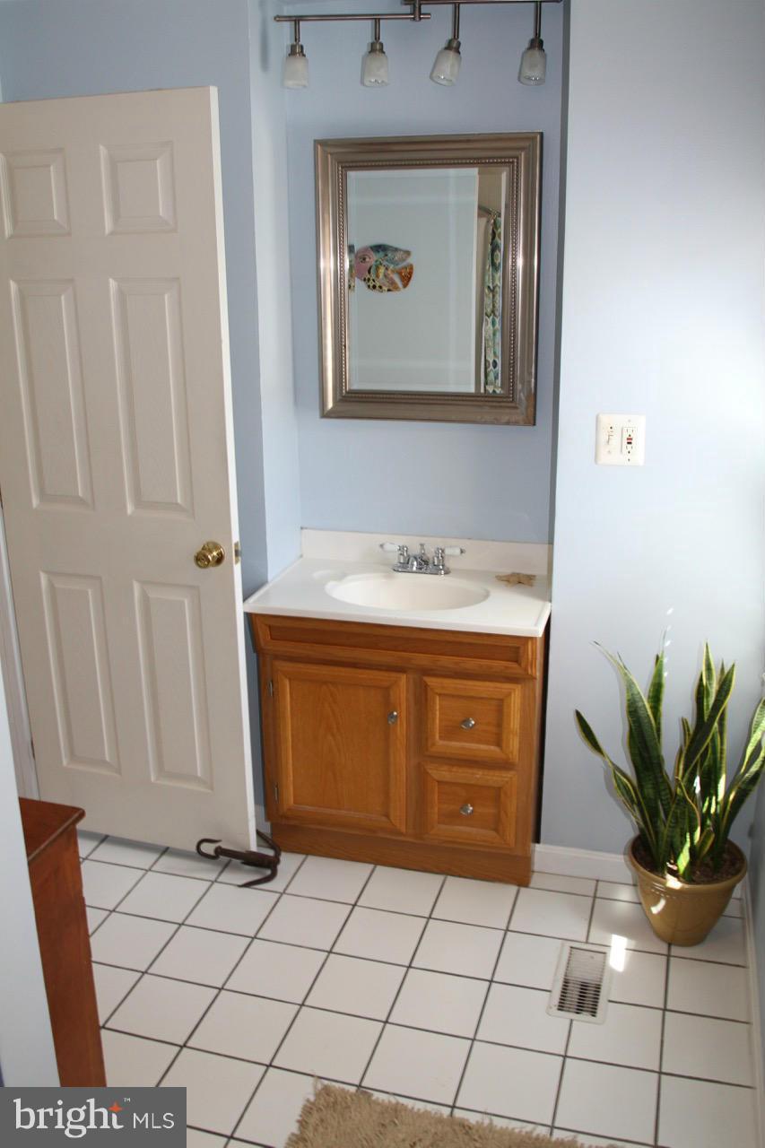 CANTON - Residential Lease