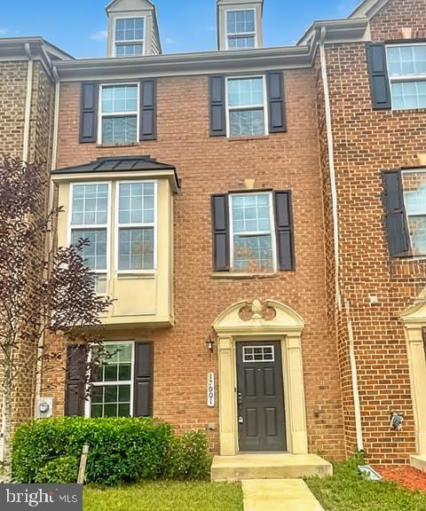 ST CHARLES SUB - FIELDSIDE - Residential Lease