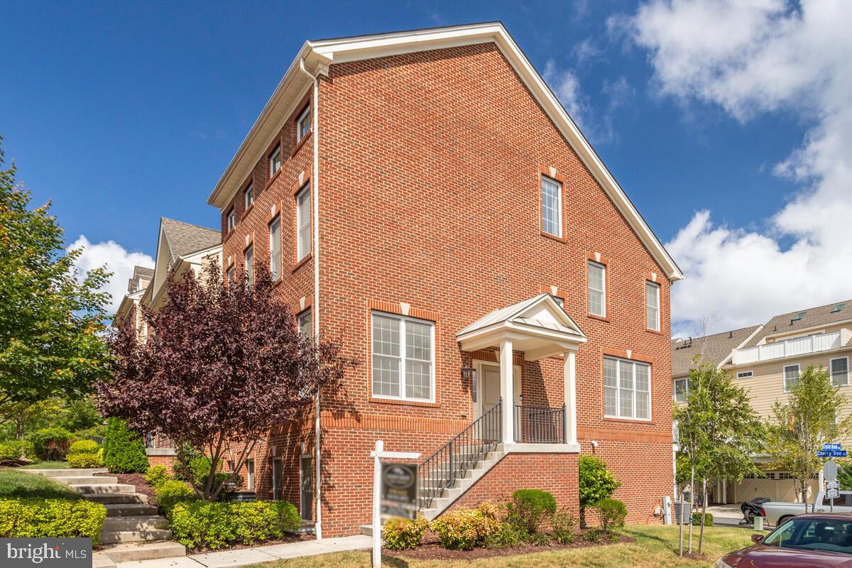 THE ENCLAVE AT ARUNDEL PRESERVE - Residential