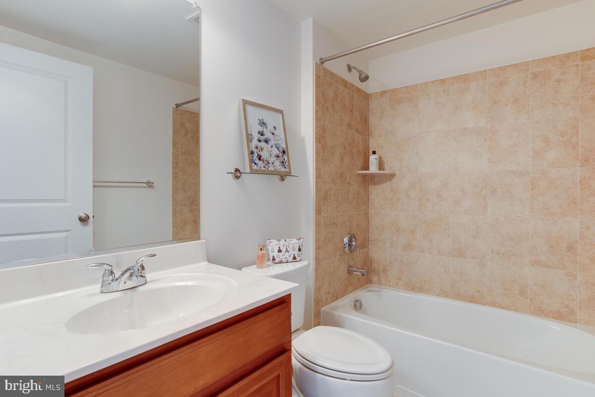 THE ENCLAVE AT ARUNDEL PRESERVE - Residential