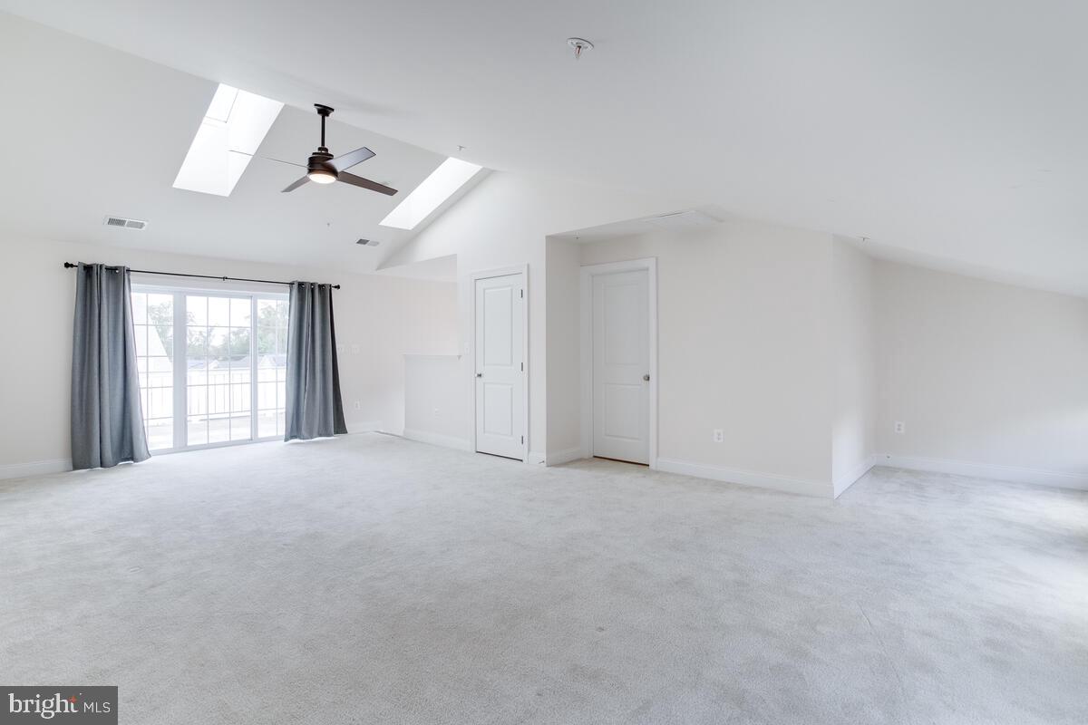 THE ENCLAVE AT ARUNDEL PRESERVE - Residential