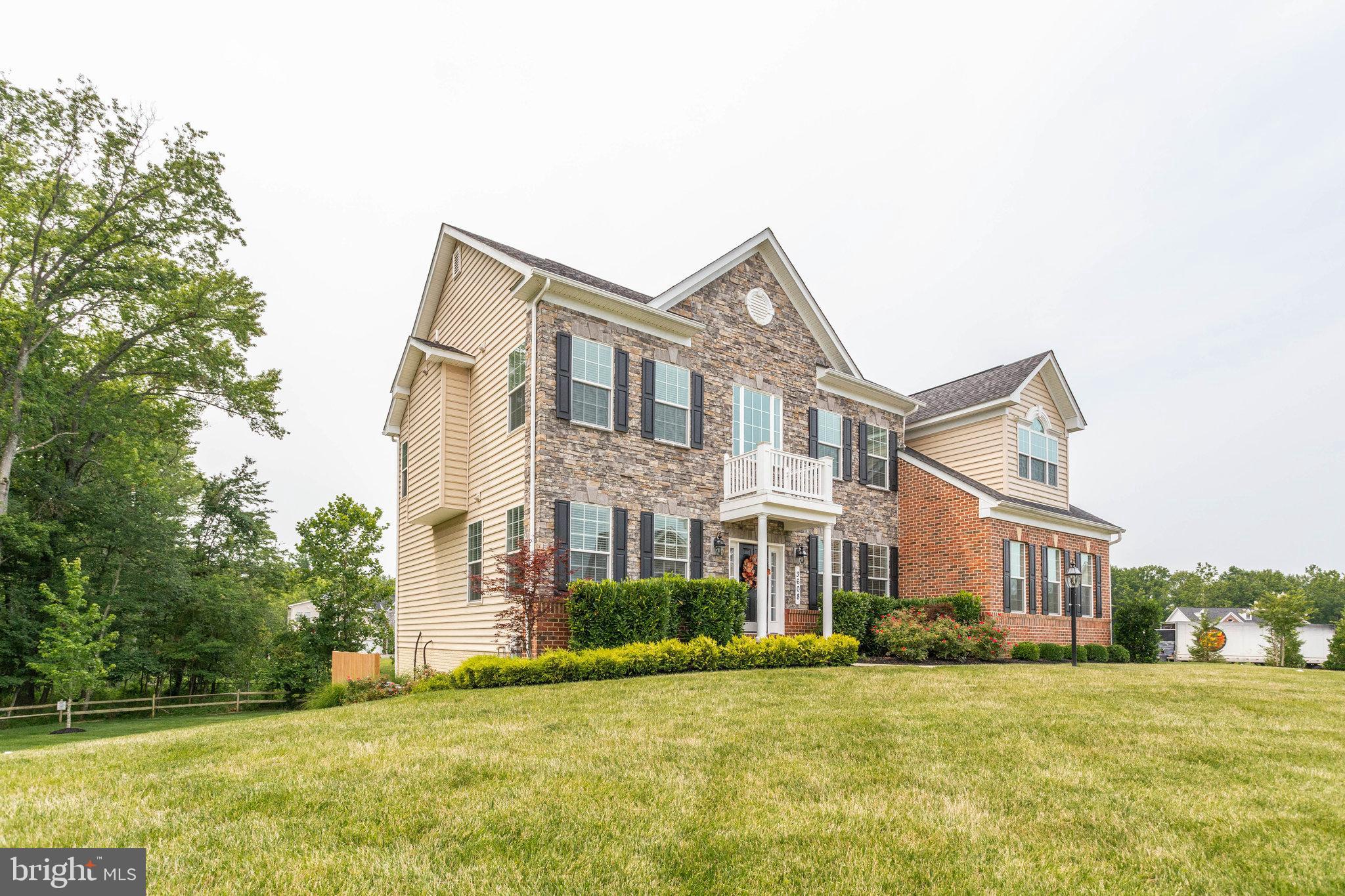 COLLINGBROOK - Residential