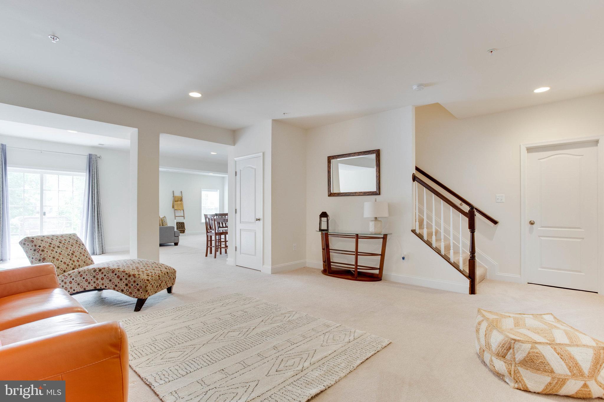 COLLINGBROOK - Residential