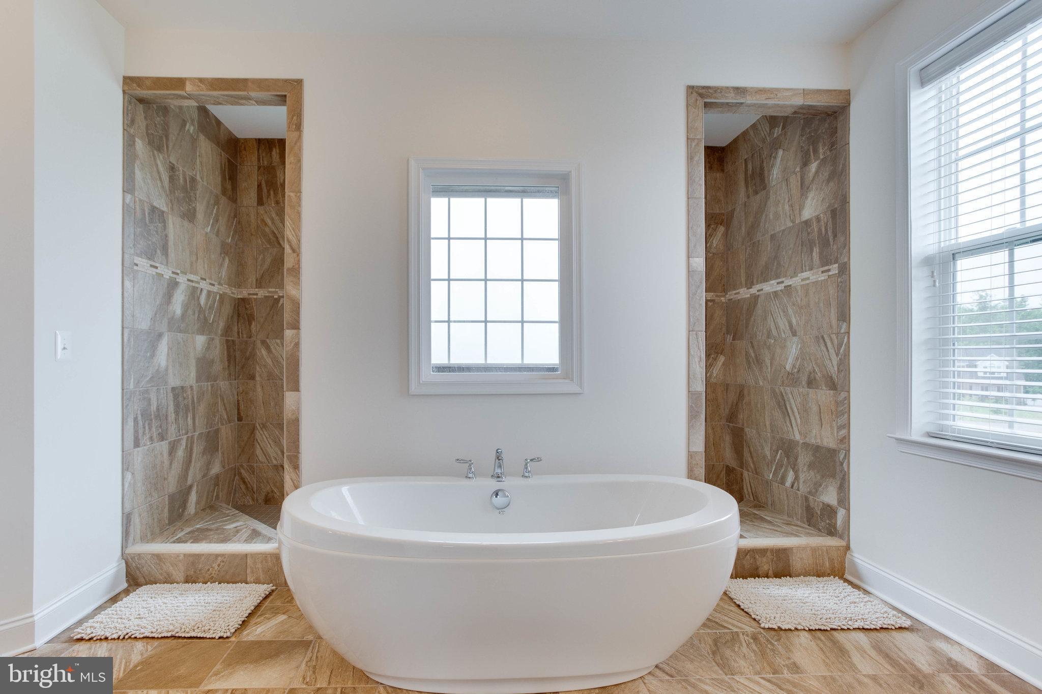 COLLINGBROOK - Residential