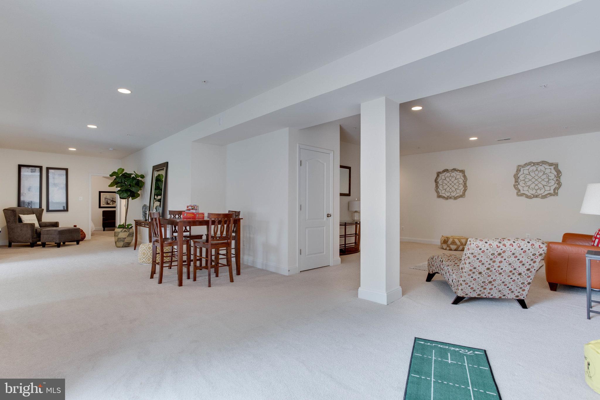 COLLINGBROOK - Residential