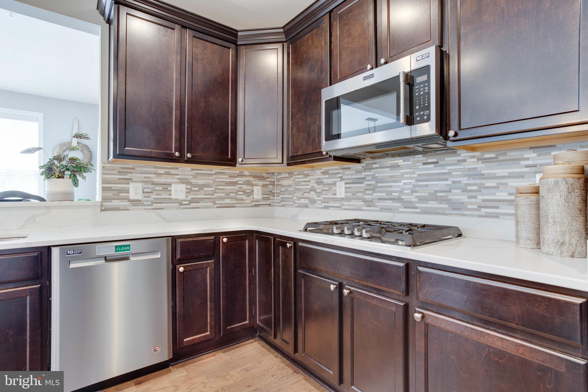 COLLINGBROOK - Residential