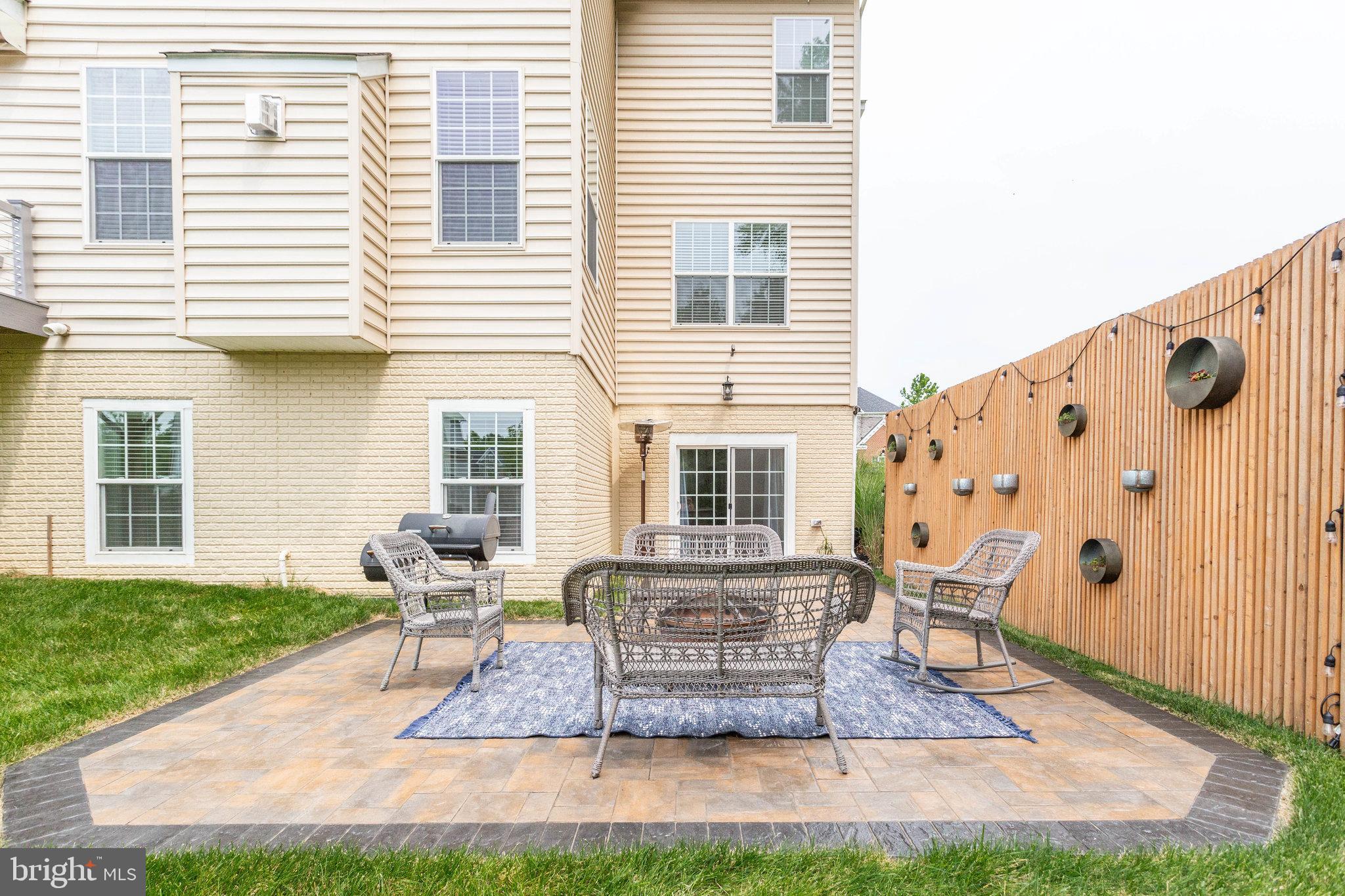 COLLINGBROOK - Residential