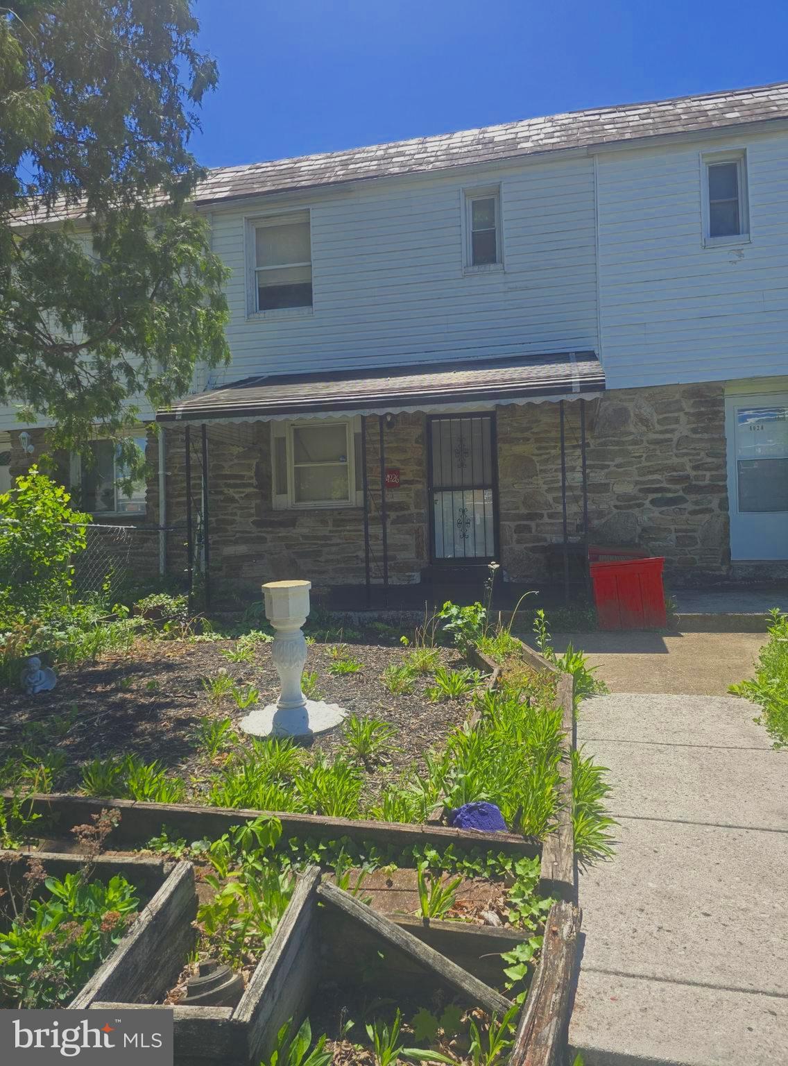 Great Value in 21215 – Perfect for First-Time Buyers or Investors!
Welcome to this charming 3-bedroom, 1-bathroom row home located in the heart of 21215! Whether you're a first-time homebuyer looking to build equity or an investor searching for your next opportunity, this property is a fantastic value.
With solid bones and plenty of potential, all it needs is your vision and a little TLC to bring it to life. Enjoy spacious bedrooms, a traditional layout, and private parking. Conveniently located near shopping, schools, and public transportation, this home offers the perfect blend of affordability and opportunity. Sold As-Is – Come See the Possibilities!