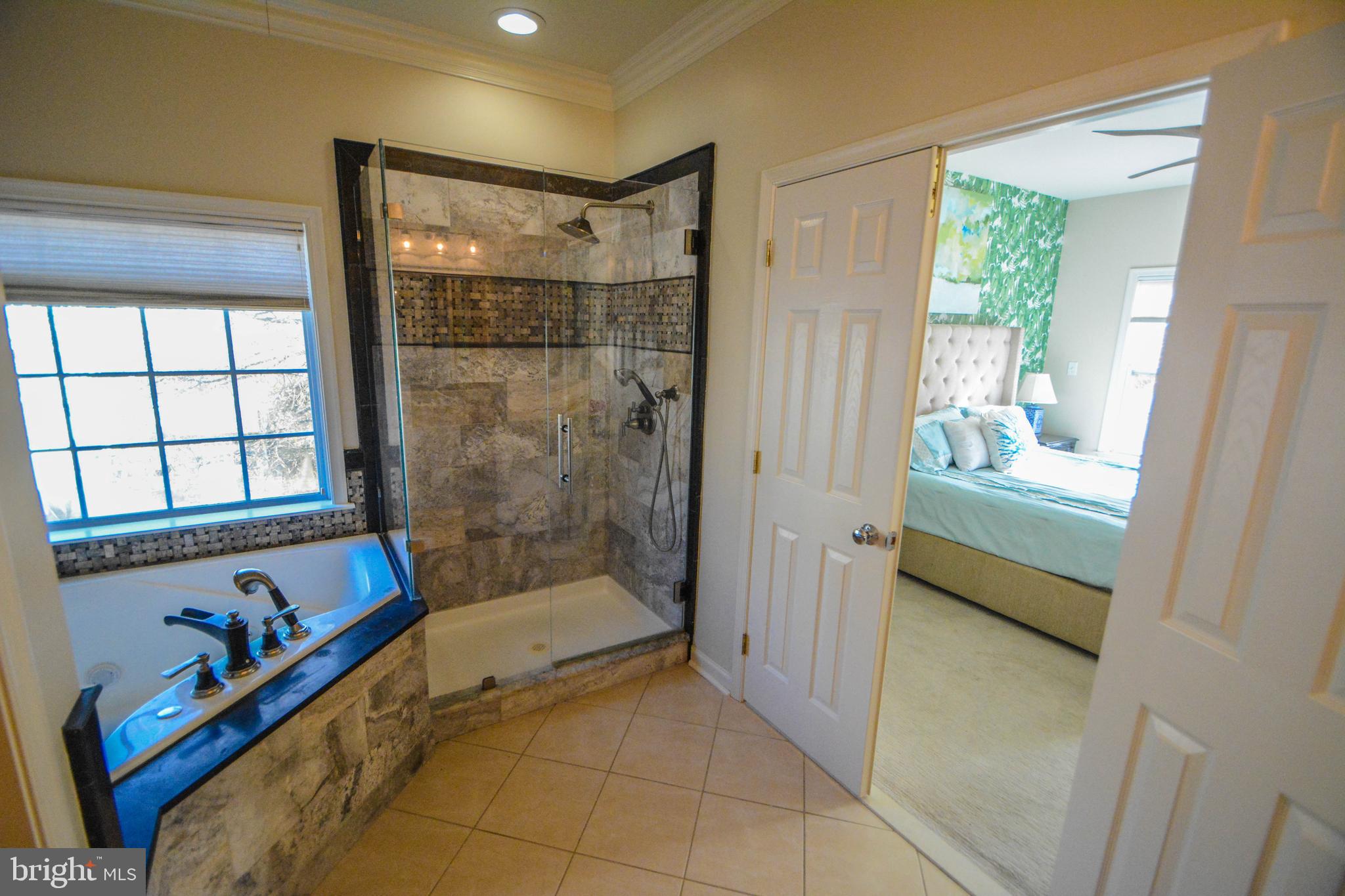 PRESIDENTIAL ESTS - Residential