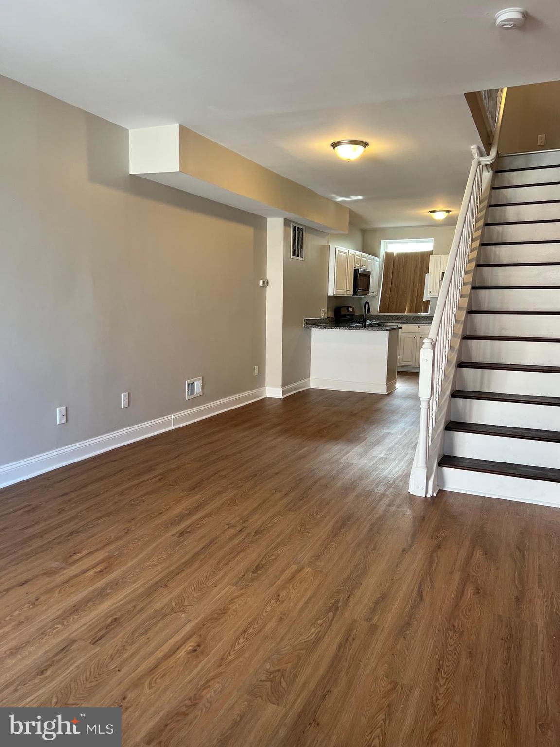 MILTON-MONTFORD - Residential Lease