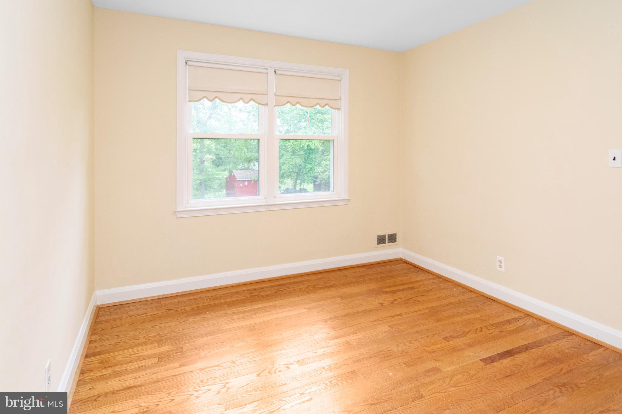 PERRY HALL - Residential Lease