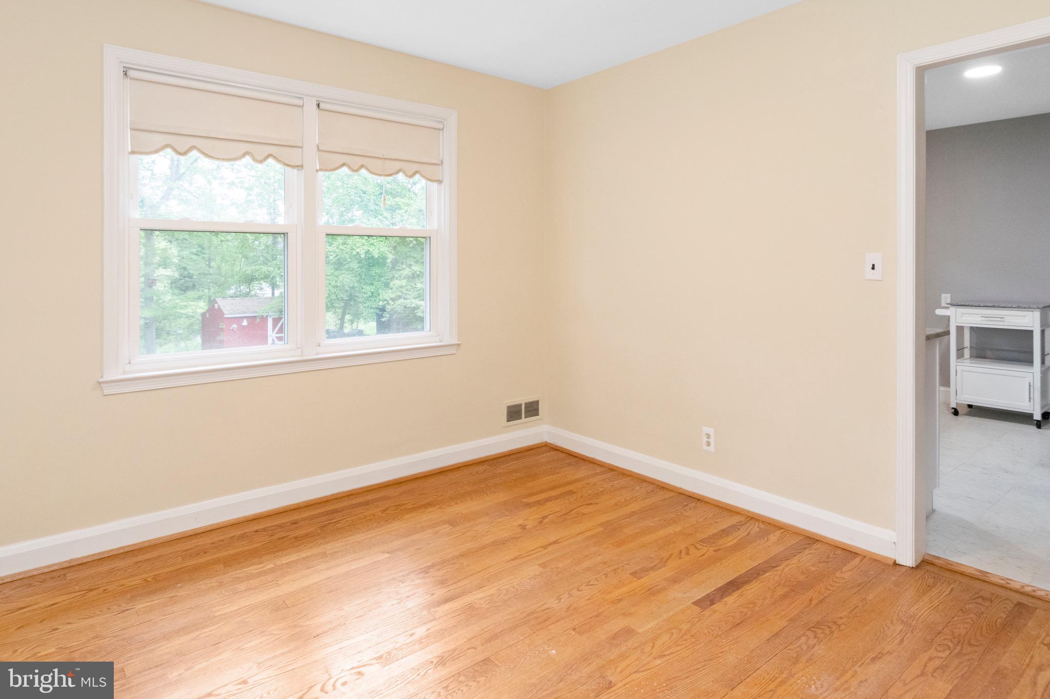 PERRY HALL - Residential Lease