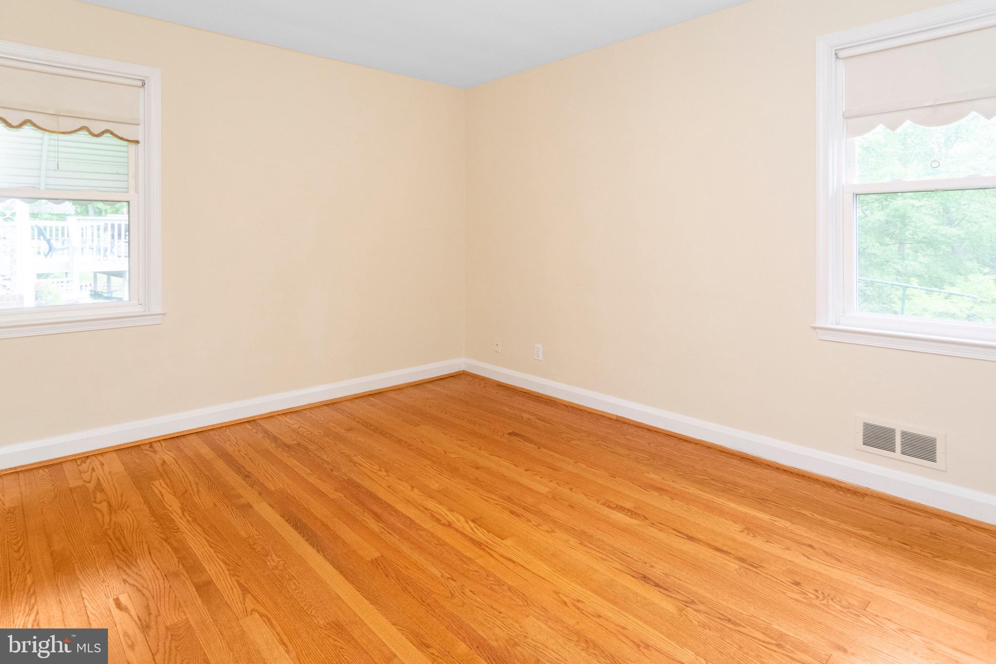 PERRY HALL - Residential Lease