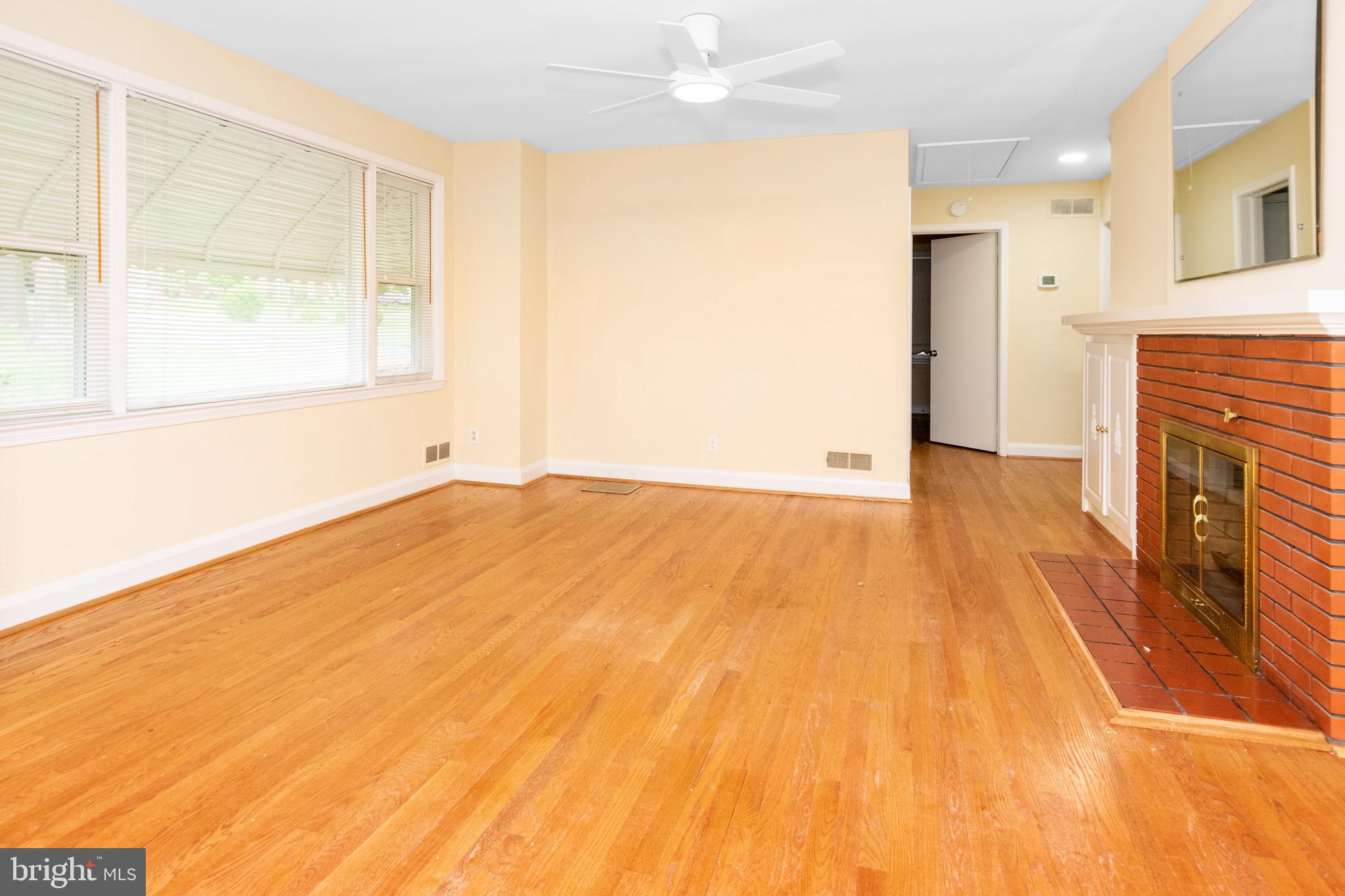 PERRY HALL - Residential Lease