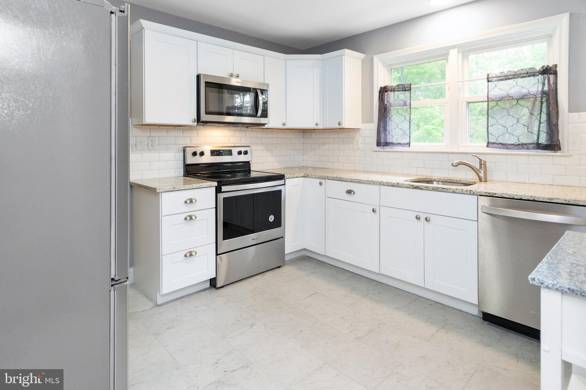 PERRY HALL - Residential Lease