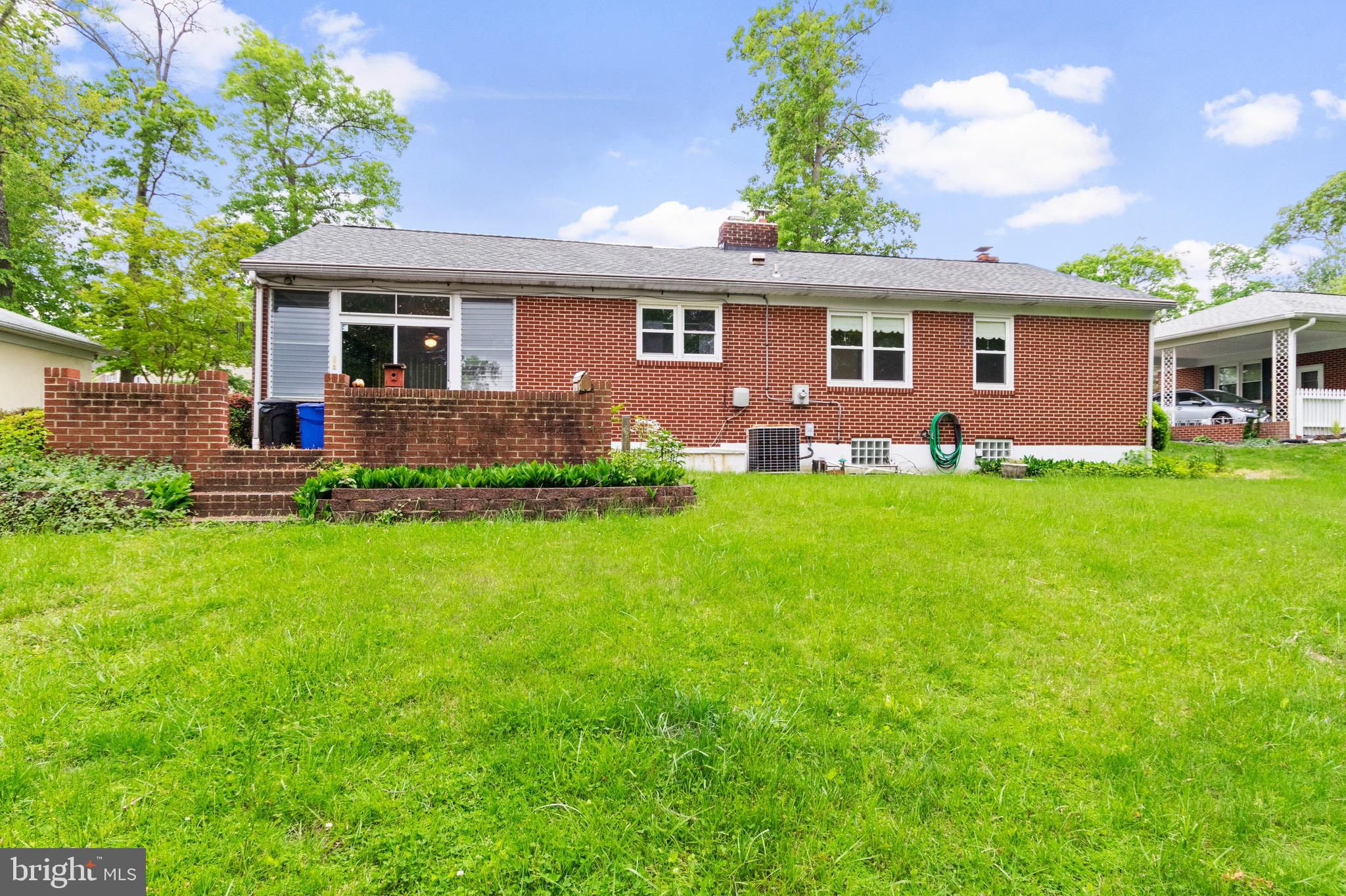 PERRY HALL - Residential Lease