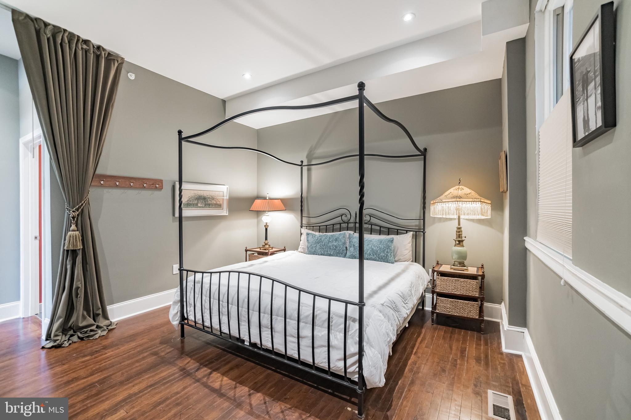 OLD CITY - Residential Lease